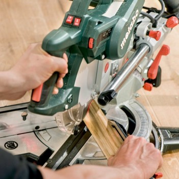 Scie à onglet radiale KGSV 72 Xact SYM Metabo