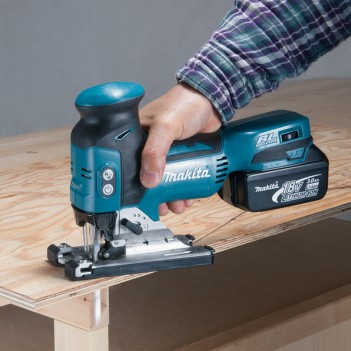 Akku-Eintauch-Kreissäge + Pendelhub-Stichsäge MEU031J Makita