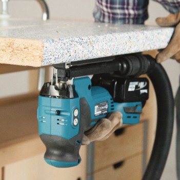 Akku-Eintauch-Kreissäge + Pendelhub-Stichsäge MEU031J Makita