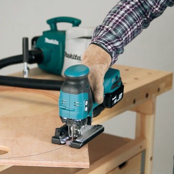 Akku-Eintauch-Kreissäge + Pendelhub-Stichsäge MEU031J Makita