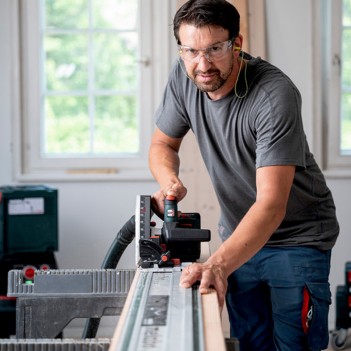Akku-tauchkreissäge KT 18 LTX 66 BL + 2 Akkus 8Ah Metabo