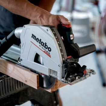 Akku-tauchkreissäge KT 18 LTX 66 BL + 2 Akkus 8Ah Metabo