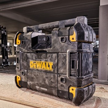TSTAK Akku- u.Netzradio mit Ladefunktion DWST1-81078 DeWalt