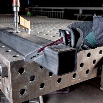 Akku-säbelsäge SSE 18 LTX BL (mit oder ohne Batterie) Metabo