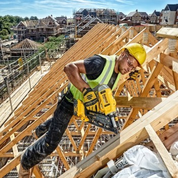 Cloueur de charpente XR 18V DCN692 (avec ou sans accus) DeWalt