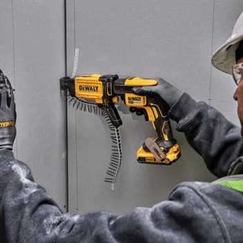 Bürstenloser Akku-Trockenbauschrauber 18,0V + Akkus DCF620D2K DeWalt