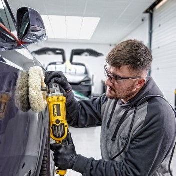 Polisseuse Ø150-Ø180-Ø230mm - 1250W DWP849X DeWalt