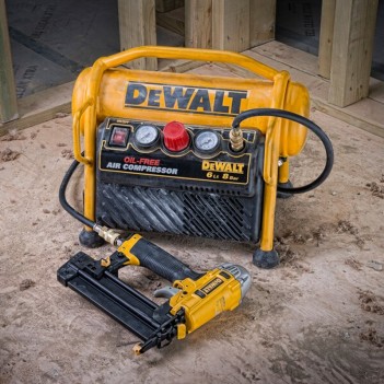 Compresseur 6l Portable DPC6MRC DeWalt