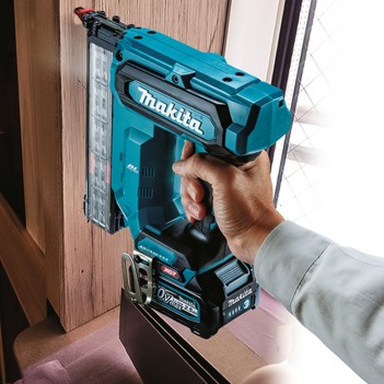 Akku-Nagler 40Vmax XGT FN001GZ Makita