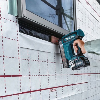 Akku-Nagler 40Vmax XGT FN001GZ Makita