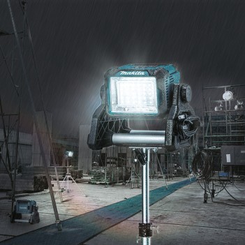Lampe de chantier LED 18V / 14.4V Li-Ion + 230V DML811 Makita