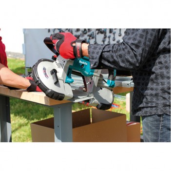 Scie à ruban portable à accu 18 V (avec ou sans accu) DPB180 Makita