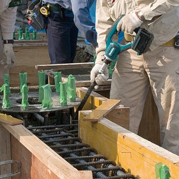 Vibreur à béton 18V (avec ou sans accus) DVR450 Makita