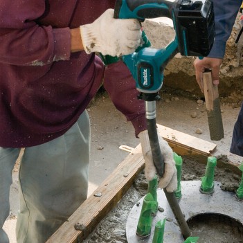 Vibreur à béton 18V (avec ou sans accus) DVR450 Makita