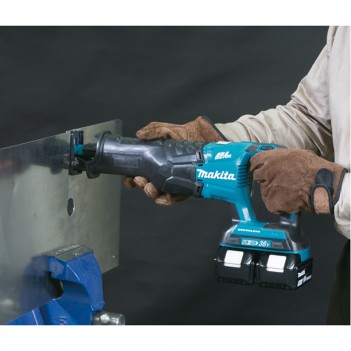 Scie sabre 18V Makita (avec ou sans accus) DJR187