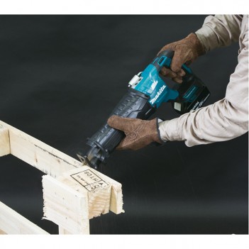 Scie sabre 18V Makita (avec ou sans accus) DJR187