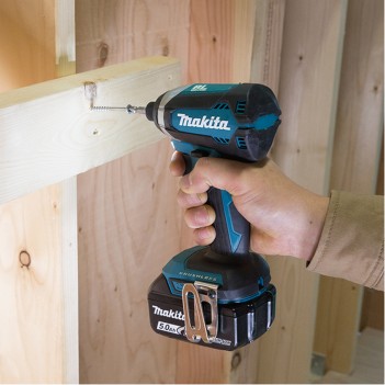 Visseuse à chocs 18V Makita DTD153 (avec ou sans accus) Makita