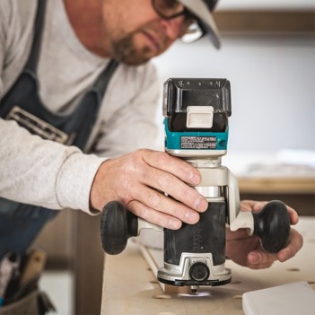 Affleureuse 18V DRT50 (plusieurs versions) Makita