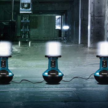 18V / 18Vx2 Li-Ion + 230V LED-Bauleuchte DML810 Makita