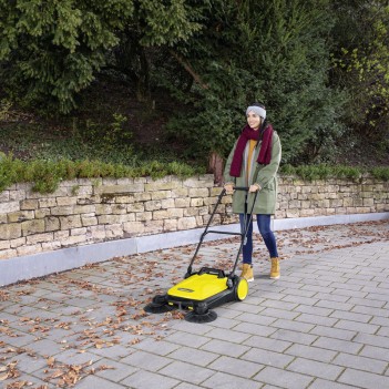 Handkehrmaschine S 4 TWIN Kärcher