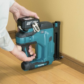 Akku-Nagler 18V DBN500ZJ Makita