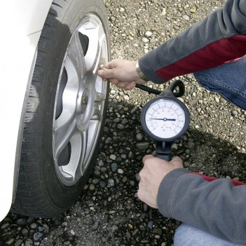 KW Reifenfüller mit Analog-Manometer 31003 Kraftwerk