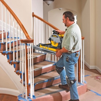 Stein- und Fliesensäge 250 mm DeWalt D24000S