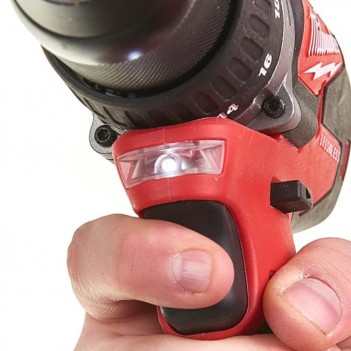 Perceuse visseuse à percussion 18V + 2 Accus M18 CBLPD-422C Milwaukee