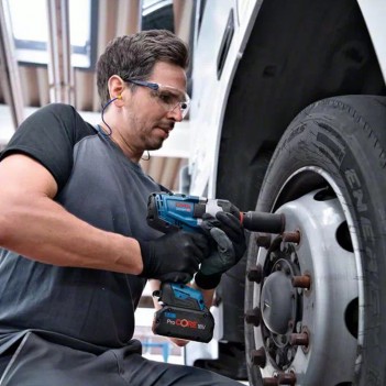 Boulonneuse GDS 18V-1000 C Pro Bosch