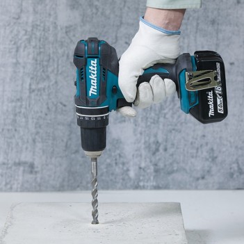Schlagbohrschrauber 18V DHP482ZJ Makita