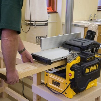 Abricht- und Dickenhobel D27300 DeWalt