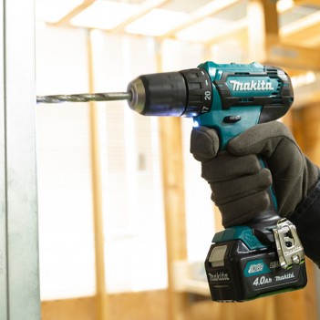 Perceuse visseuse 12 V CXT DF333D + 2 Accus 2,0Ah Makita