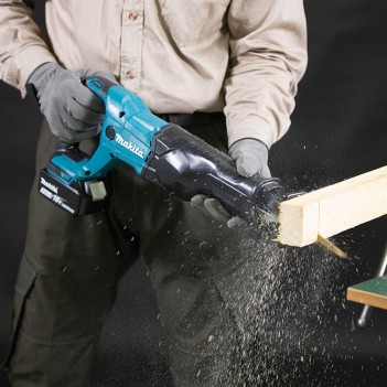 Akku- Säbelsäge 18 V DJR186 Makita