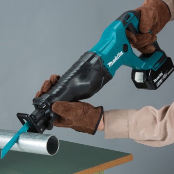 Akku- Säbelsäge 18 V DJR186 Makita