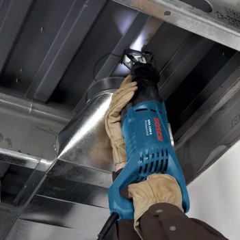 Scie sabre 1100W GSA 1100 E Bosch Professional
