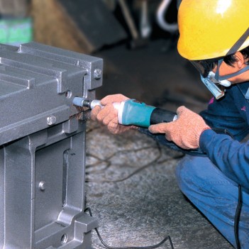 Meuleuse droite électrique 750W GD0800C Makita
