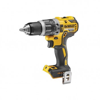 Perceuse/Visseuse à percussion XR 18V + 3 Accus + Accessoires DCD796 DeWalt