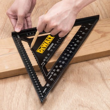 Equerre speed square 30 cm DWHT25228-0 DeWalt