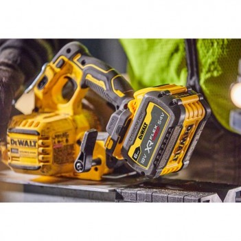Scie circulaire 190mm 18V XR DCS573NT DeWalt