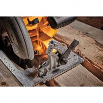 Scie circulaire 190mm 18V XR DCS573NT DeWalt