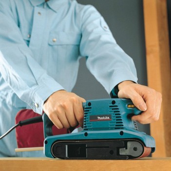 Ponceuse à ruban 76 mm 9911J Makita