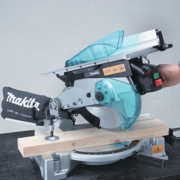 Scie à onglets à table supérieure Ø 260 mm LH1040F Makita
