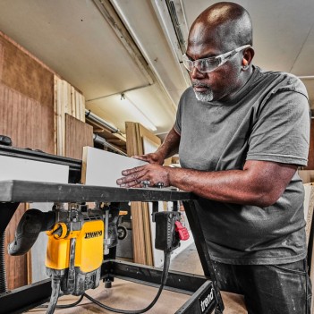 Défonceuse 2300W DWE627KT DeWalt