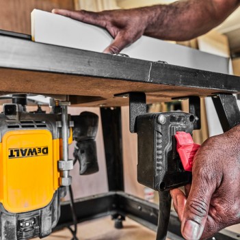 Défonceuse 2300W DWE627KT DeWalt