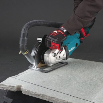 Winkelschleifer Ø 230 mm 2200W GA9020RF Makita