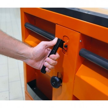 Mobiler Arbeitsplatz MaxiTank C30M 1300mm​ Beta