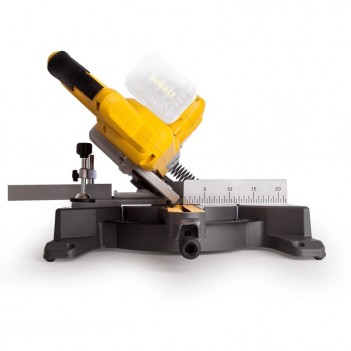 Scie à onglets 216mm 54V XR FLEXVOLT DCS777N DeWalt