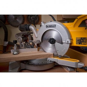 Paneelsäge 1850W 250mm DWS778 DeWalt