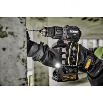 Perceuse visseuse percussion XR 18V + 2 Accus édition McLAREN DCD85ME2GT DeWalt