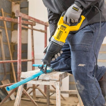 Säbelsäge 900W FME360 Stanley